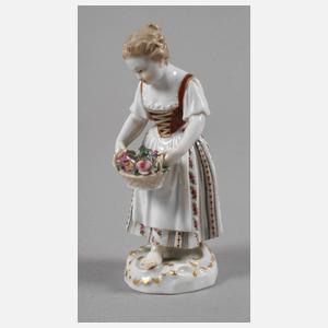 Meissen "Gärtnerkind mit Blumenkorb"