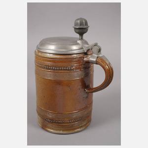 Übergroßer Raerener Walzenkrug