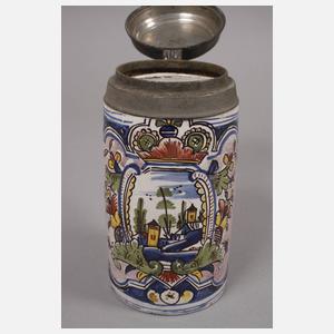 Drei Fayencewalzenkrüge