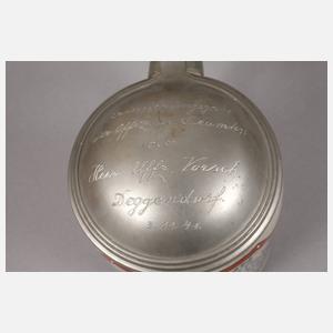 Karikativer Bierkrug