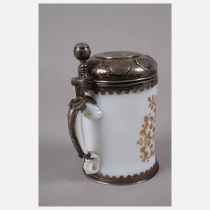 Seltener Opalglaskrug mit Münzdeckel