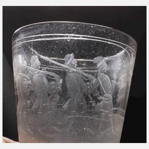 Barockes Becherglas mit Landsknechten