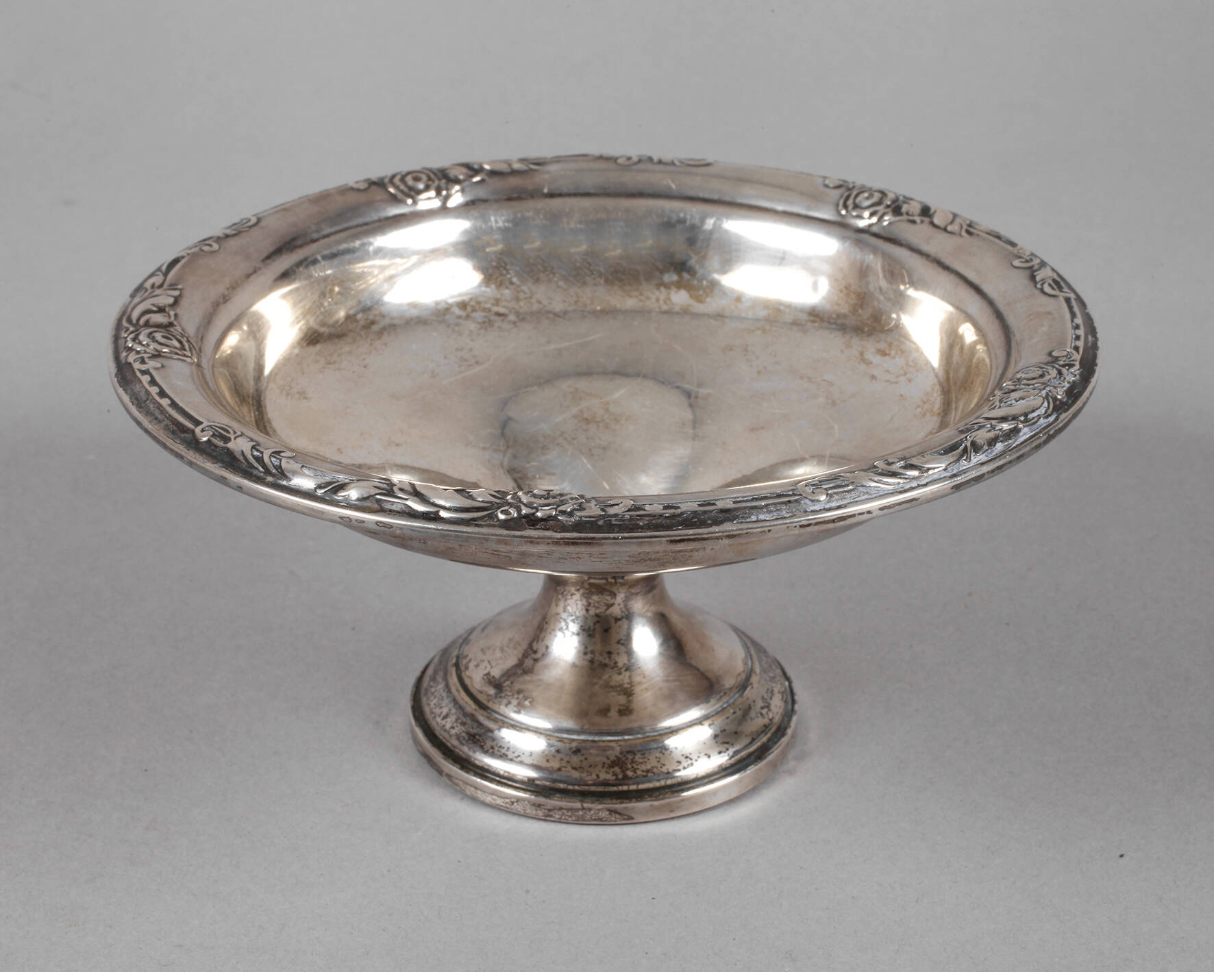 Silber Fußschale Oneida Heirloom "Damask Rose"