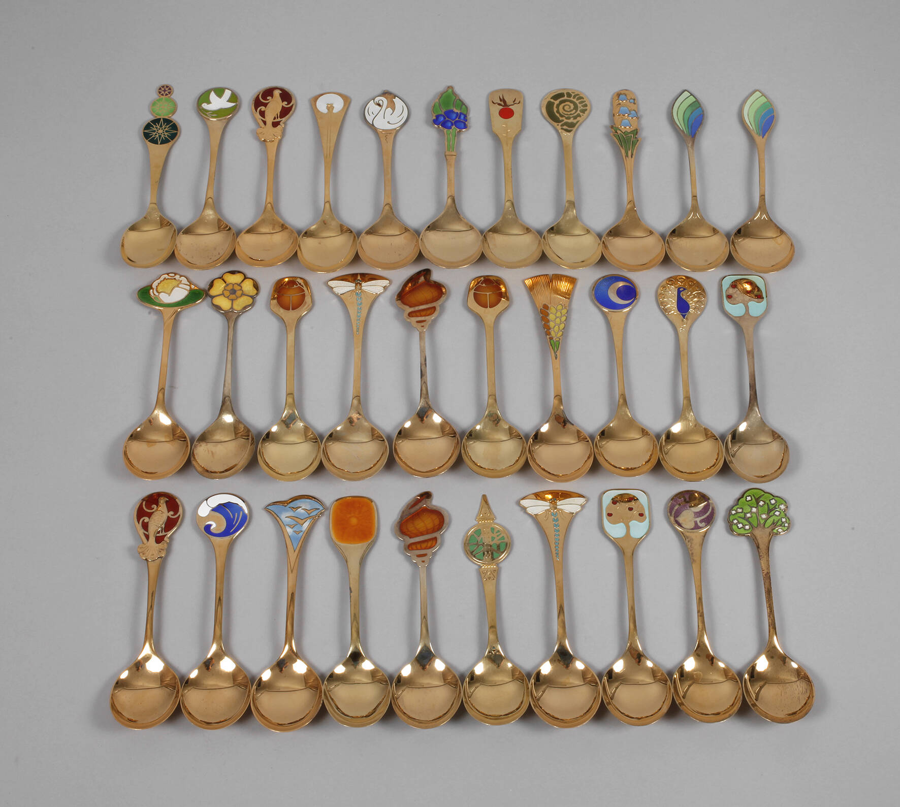 31 Silberlöffel mit Emaille