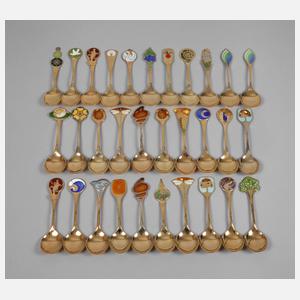 31 Silberlöffel mit Emaille
