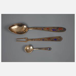 Russland drei Wodkabecher und drei Besteckteile