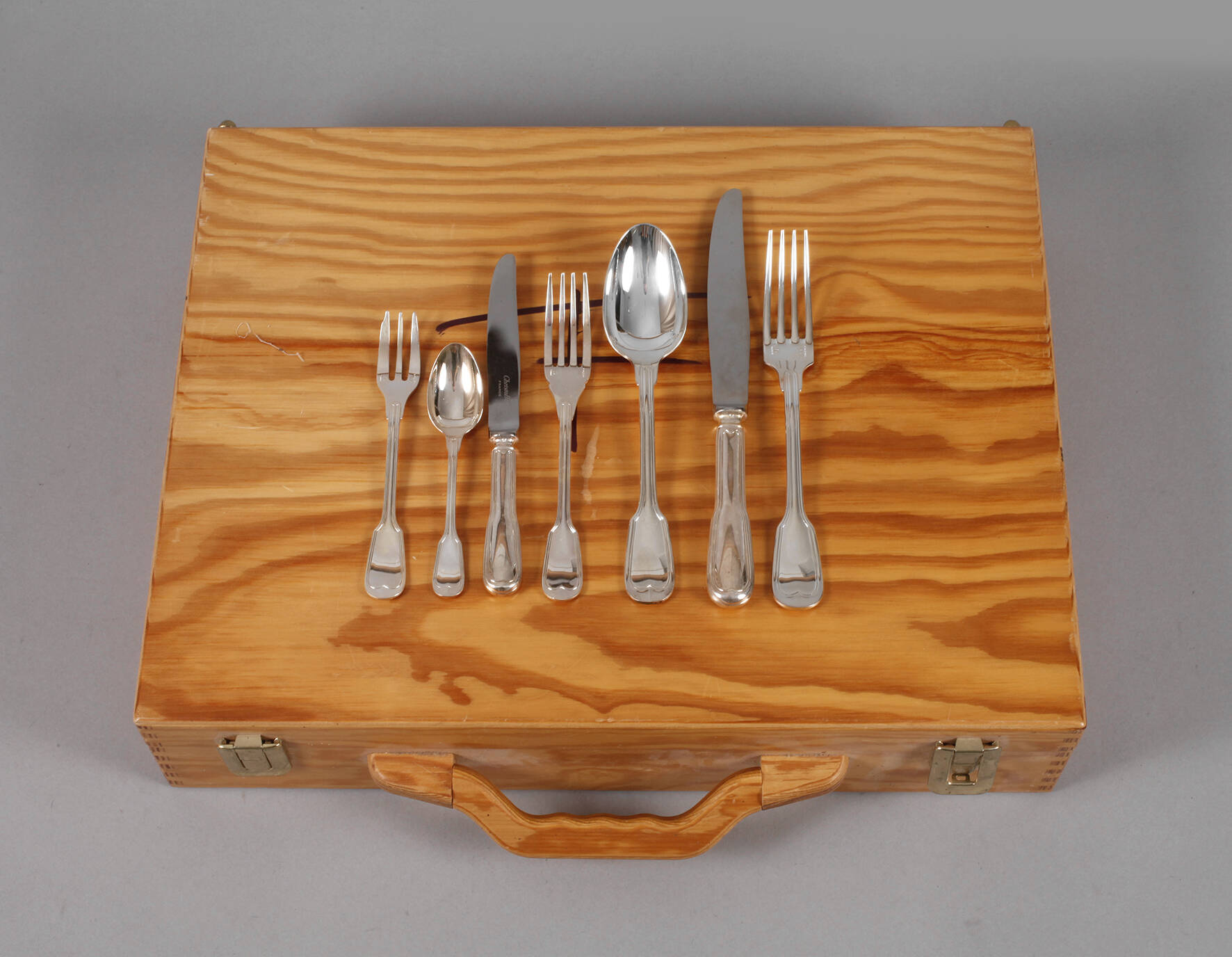 Großer Besteckkasten Christofle "Augsburger Faden"