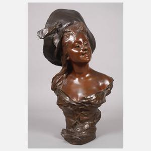 Georges van der Straten, Büste "Bettina"