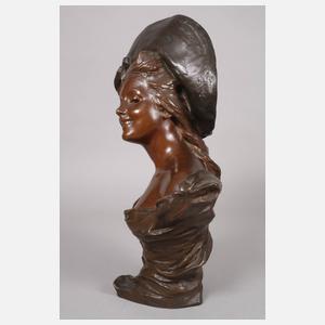 Georges van der Straten, Büste "Bettina"