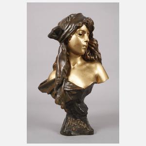 Emmanuel Villanis, Büste "Miarka"