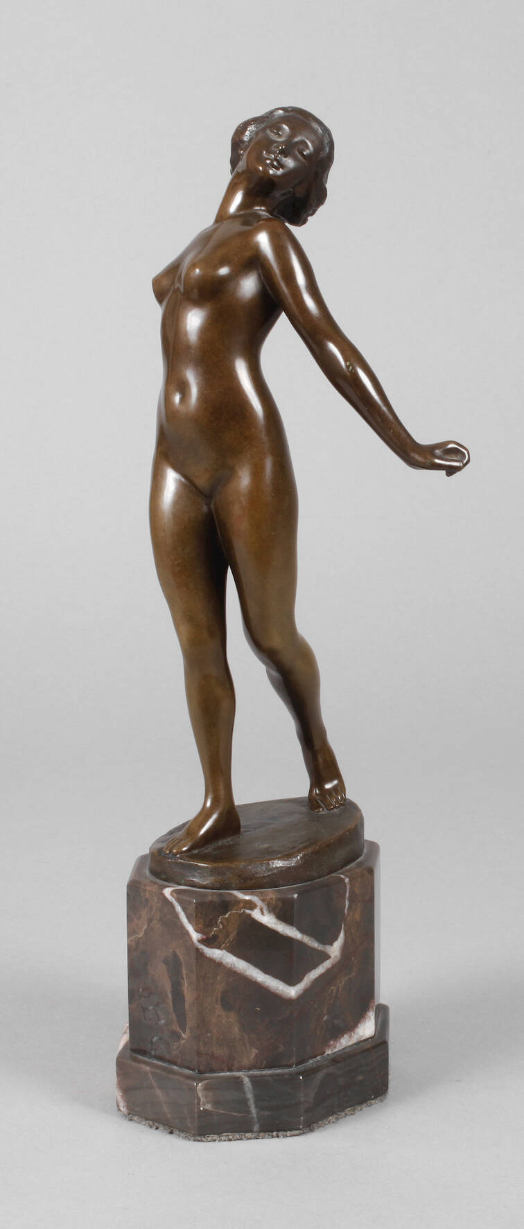 Rudolf Kaesbach, Akttänzerin