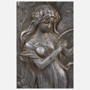 Paar allegorische Wandreliefs