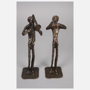 Zwei Musiker mit Blasinstrumenten