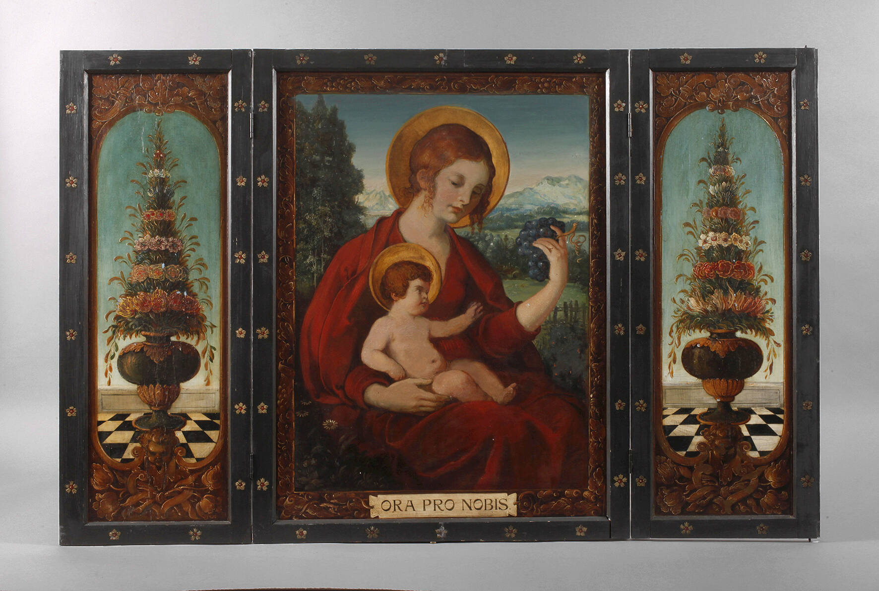 Triptychon mit Traubenmadonna