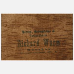 Das Mädchen mit der Goldkette