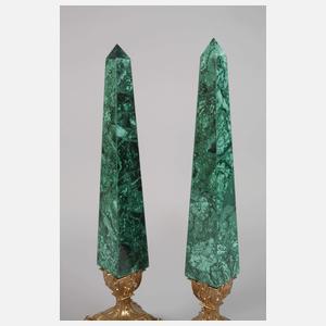 Paar Malachitobeliske
