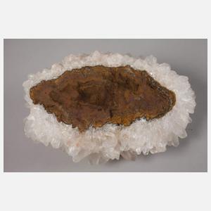 Calzithkristallstufe