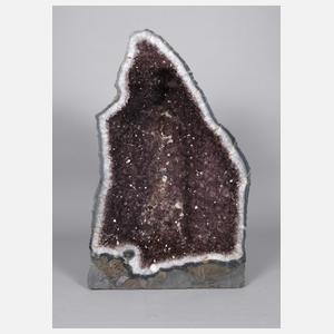 Große Amethystgeode
