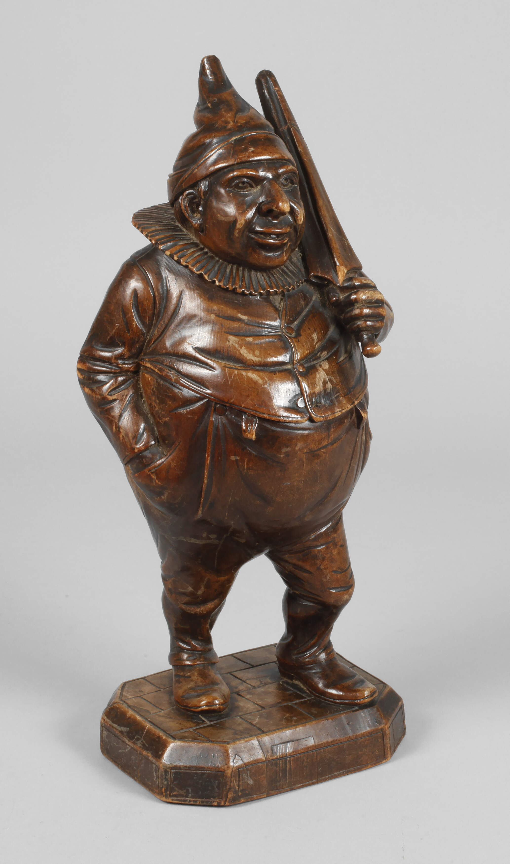 Figürlicher Tabakstopf