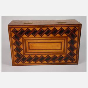 Intarsierte Schatulle