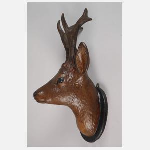 Geschnitzte Jagdtrophäe