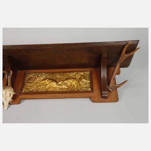 Jagdliches Wandregal