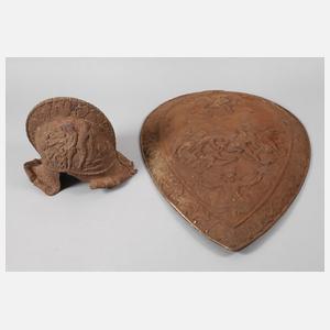 Lauchhammer, Historismus-Schild und -Helm