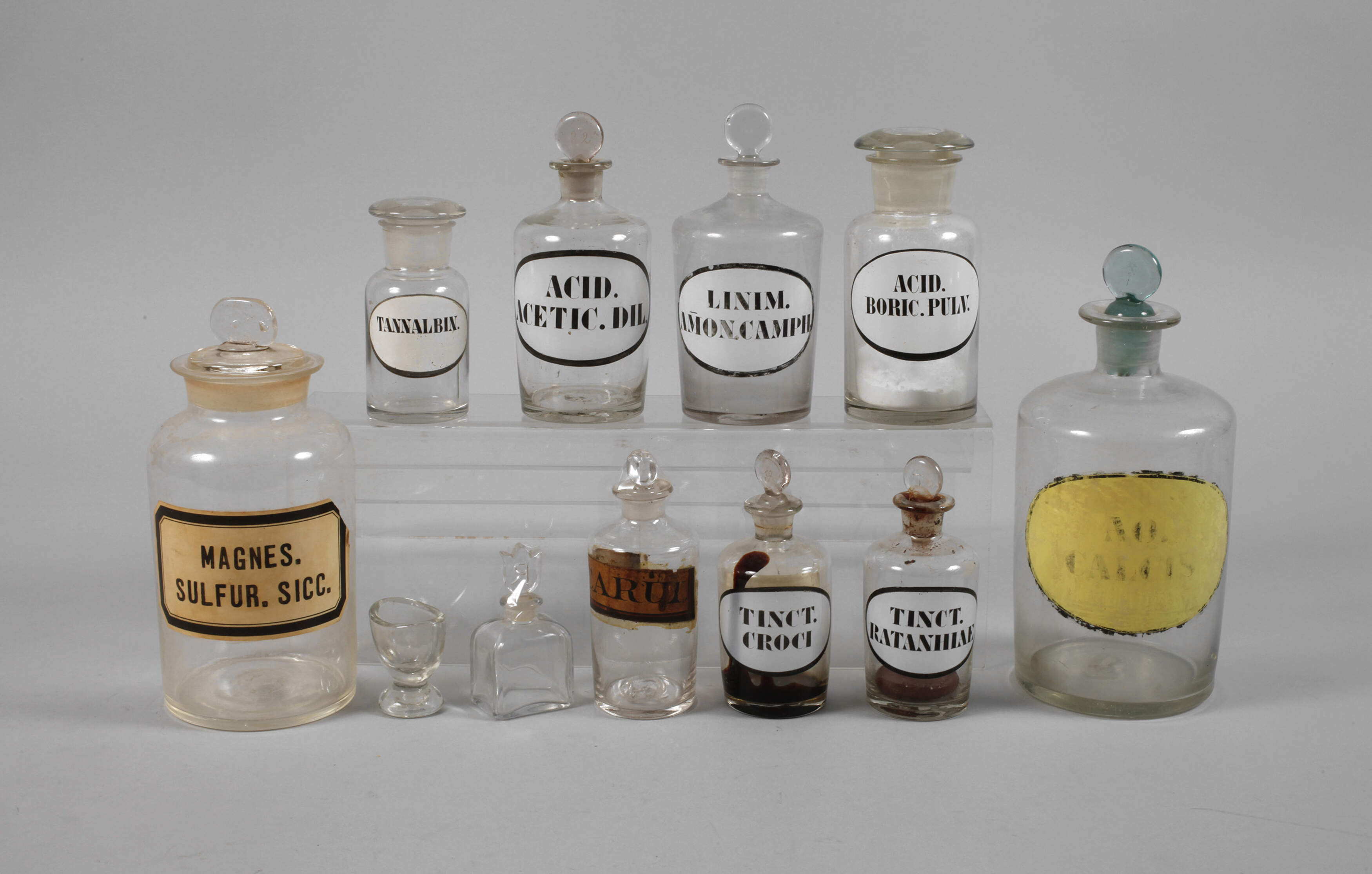 Konvolut Apothekergefäße