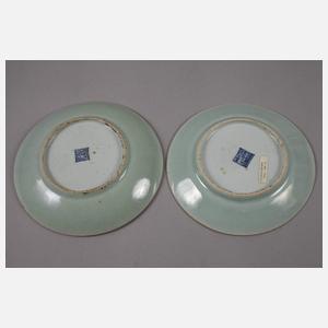 Zwei Zierteller Seladon