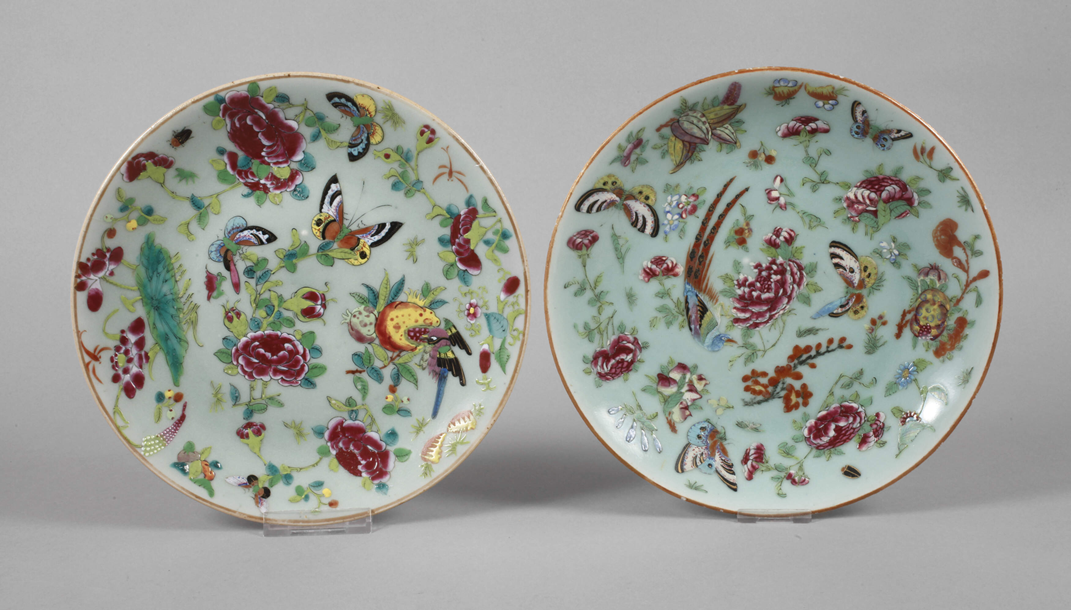 Zwei Zierteller Seladon