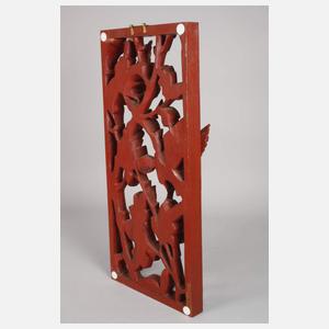 Geschnitztes Wandrelief