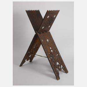 Maurischer Zeitungsständer