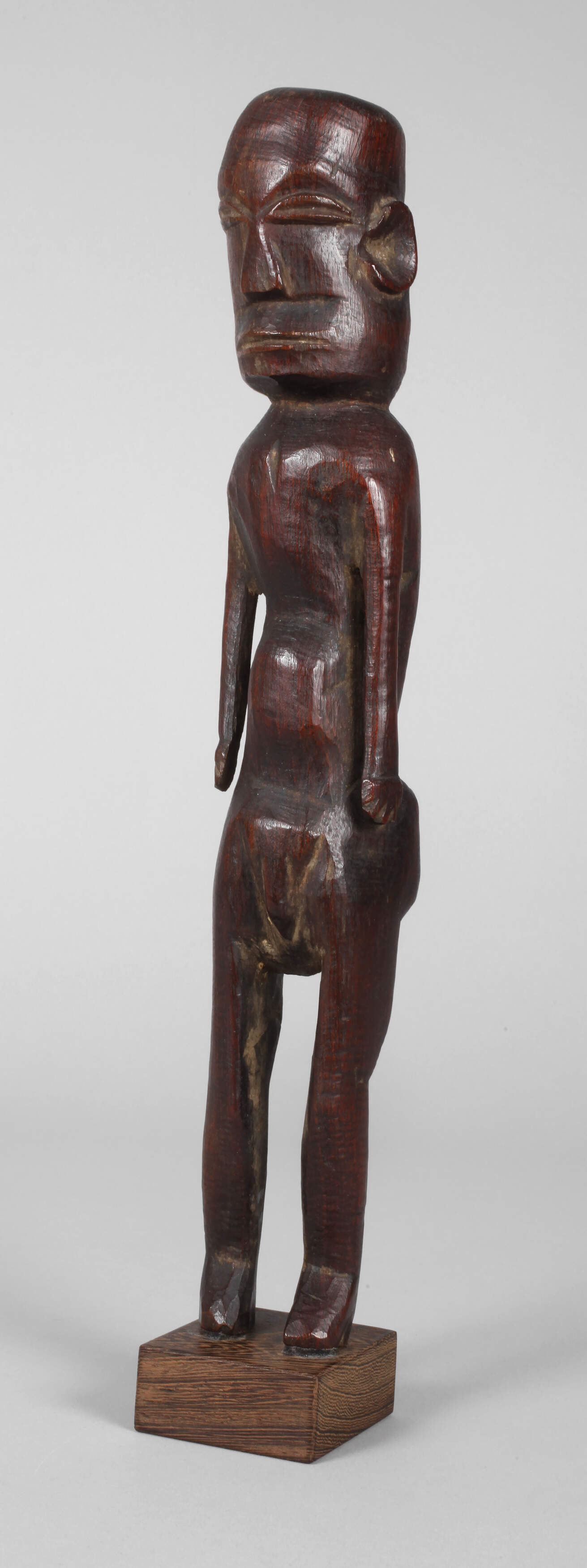 Figürliche Schnitzerei