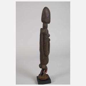 Figürliche Schnitzerei