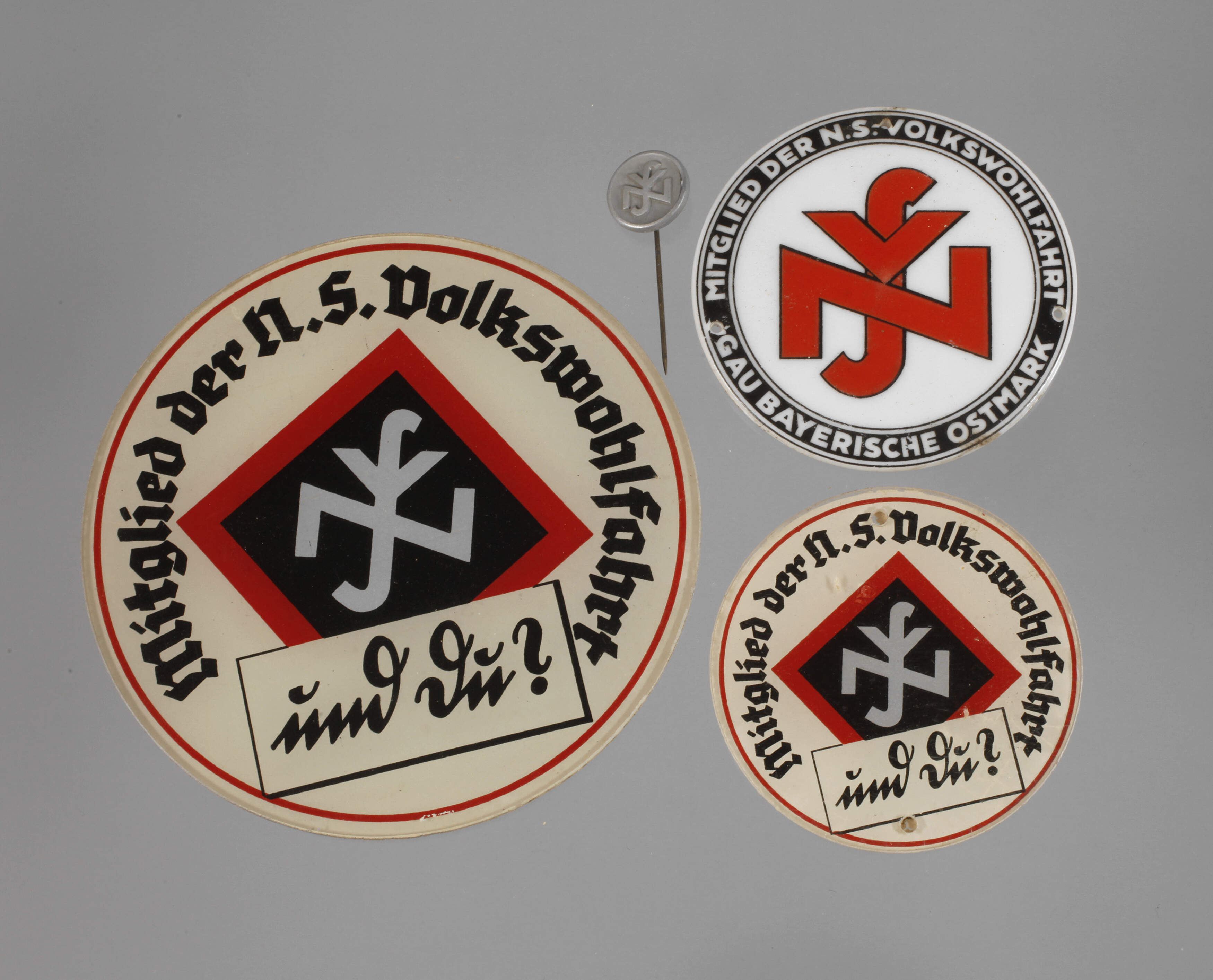 Satz Plaketten der Volkswohlfahrt