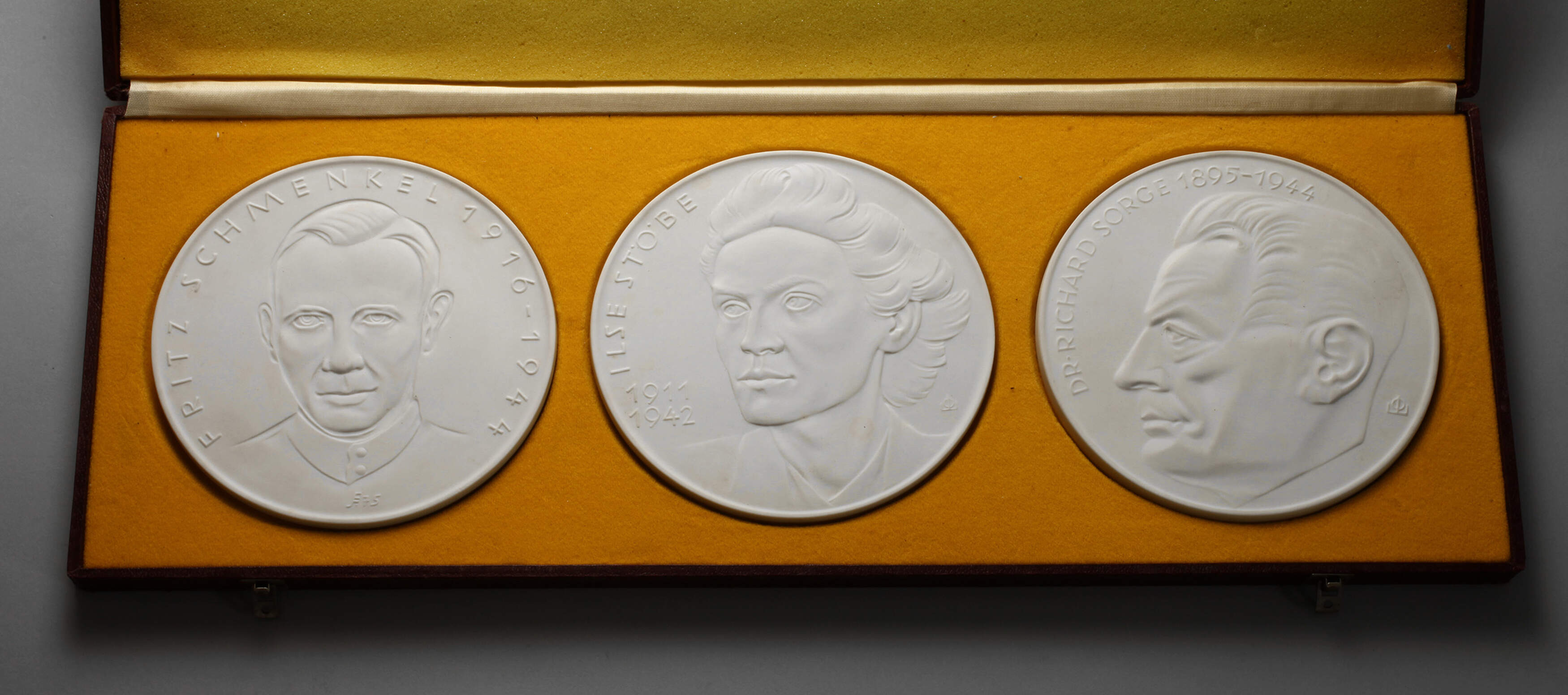 Meissen Ehrengeschenk der Staatssicherheit