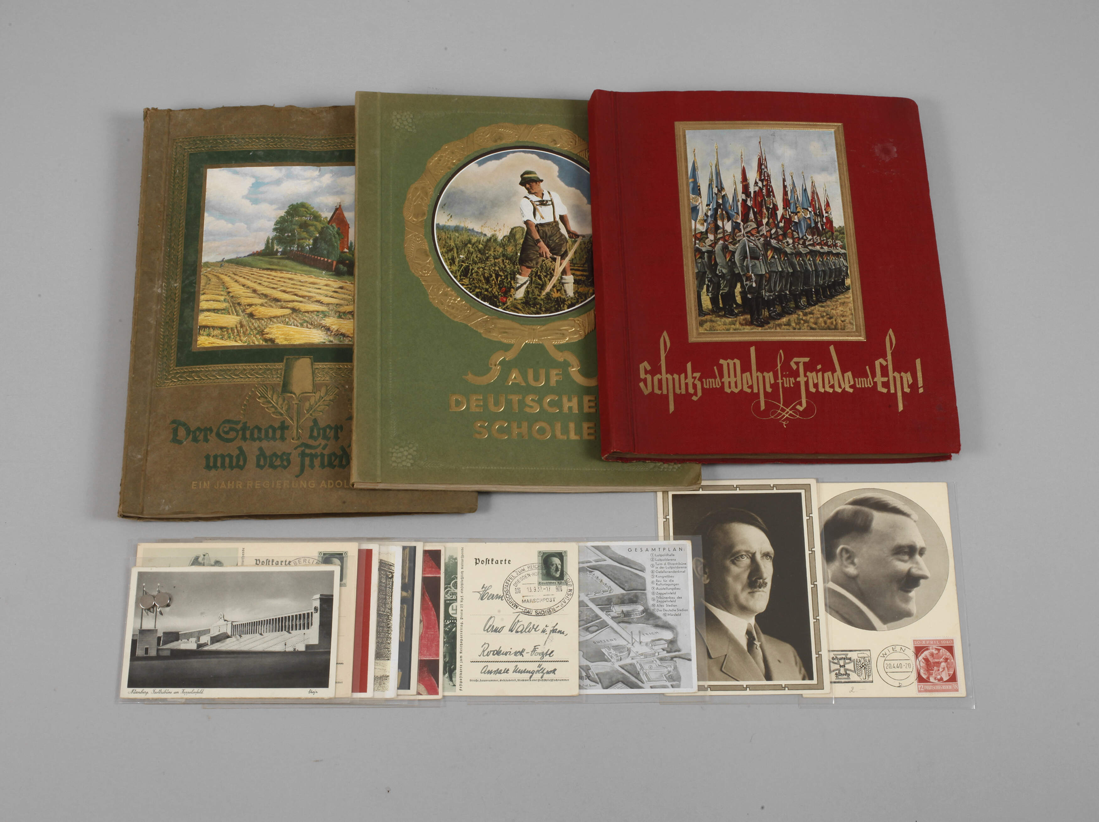 Sammelbilderalben und Propaganda Karten 3. Reich