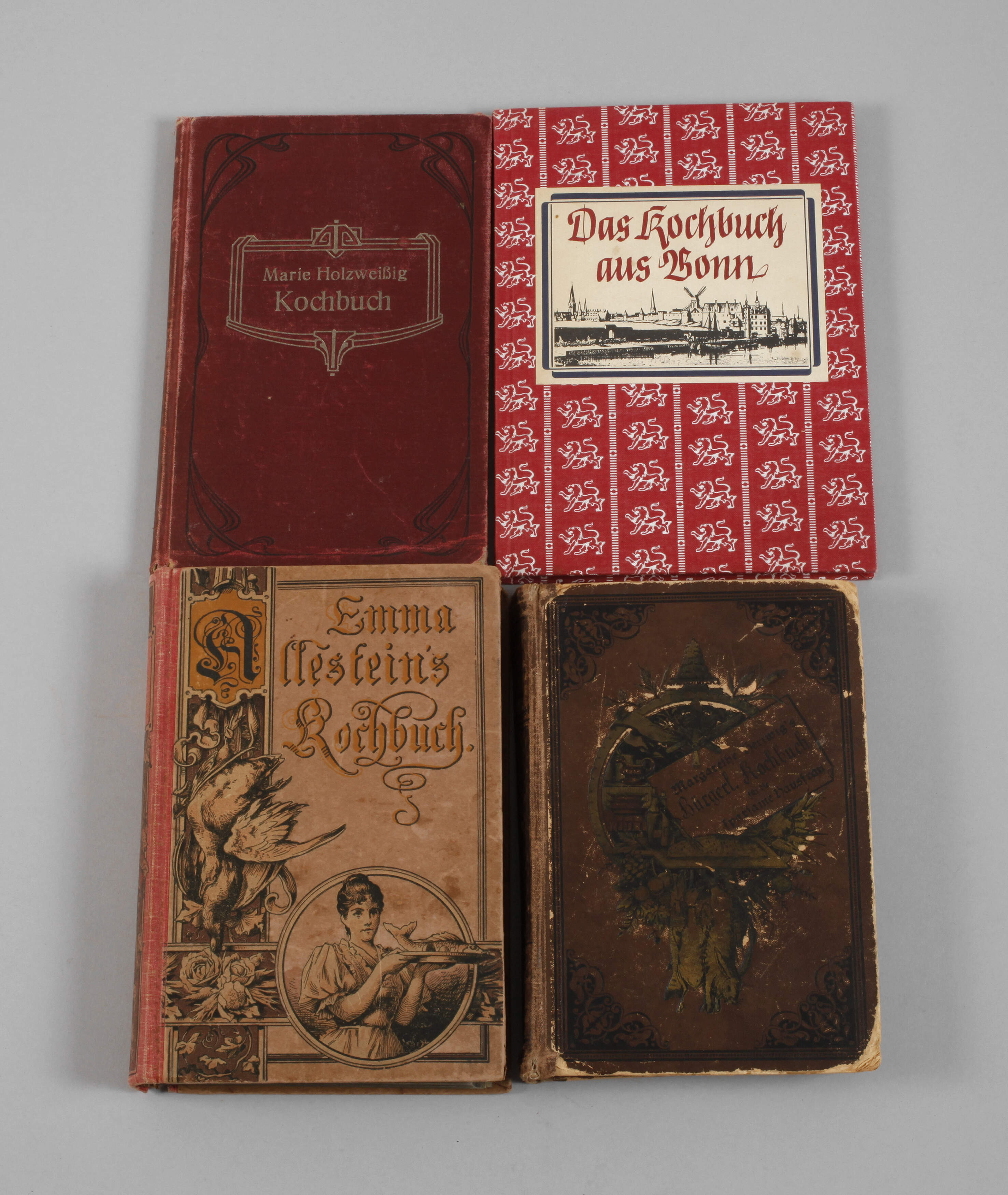 Vier Kochbücher