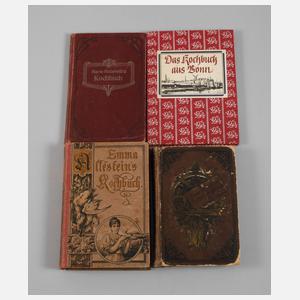 Vier Kochbücher