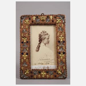 Zwei gerahmte Fotografien