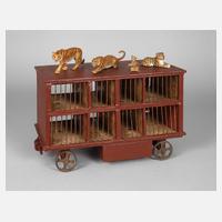 Zirkuswagen mit Massetieren111