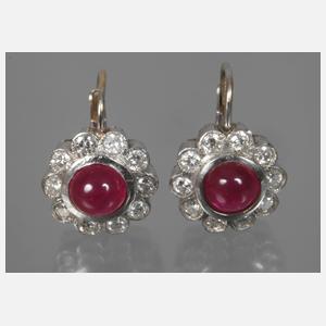 Paar feine Rubinohrringe