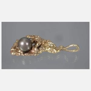 Anhänger mit Perle