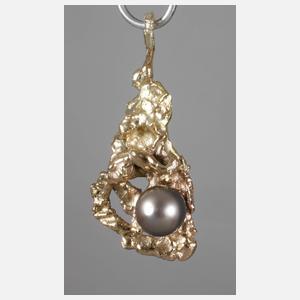 Anhänger mit Perle