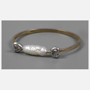 Damenring mit Perle und Diamanten