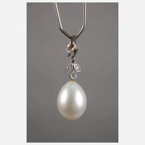 Paar Ohrhänger mit Perle und Brillanten