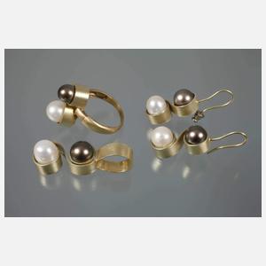 Schmuckset mit Perlen