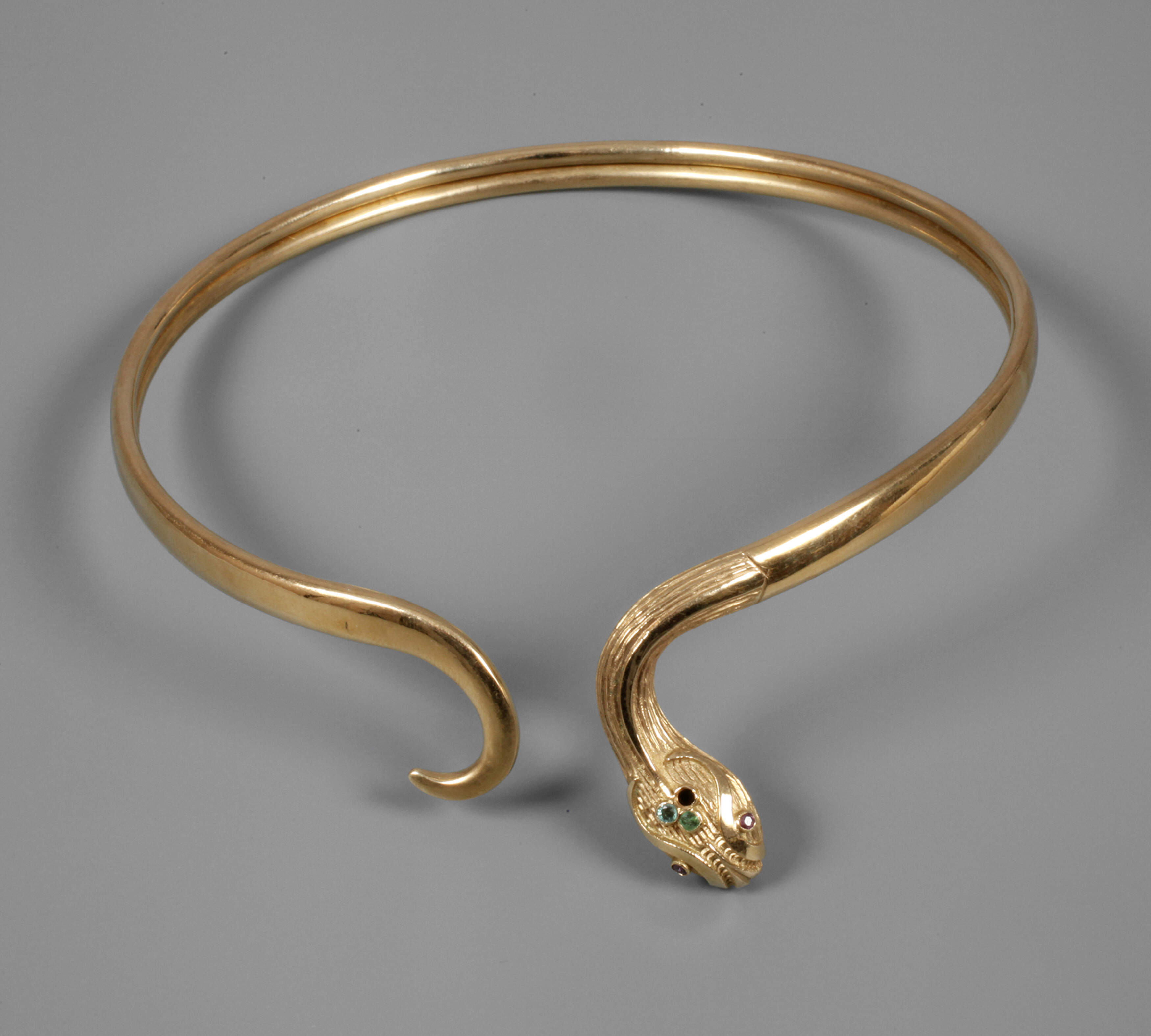 Halsreif als Schlange