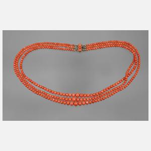 Dreireihiges Korallencollier