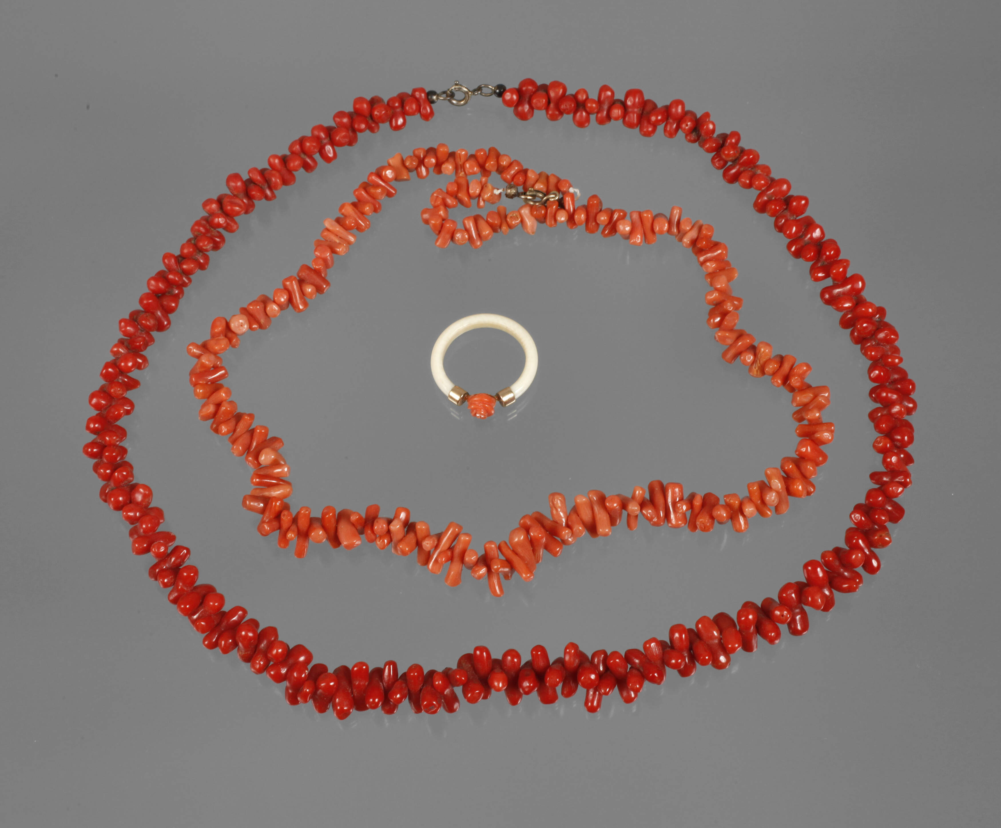 Konvolut Korallenschmuck